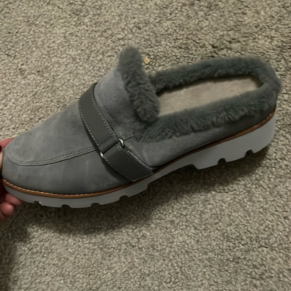 Vionic shoes